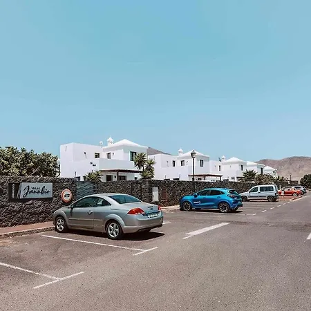 Lyra, Piscina Climatizada فيلة