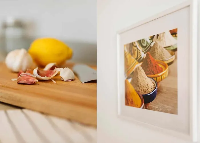 Lyra, Piscina Climatizada