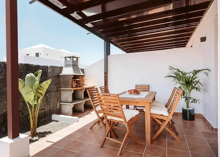 Villa Lyra Piscina Climatizada *